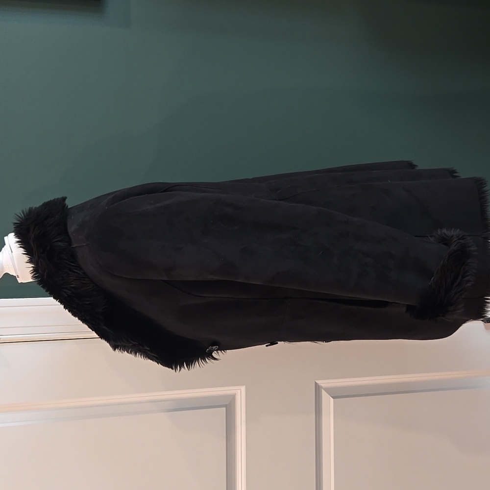 Ann Taylor Faux Fur Coat - Picture 2 of 4